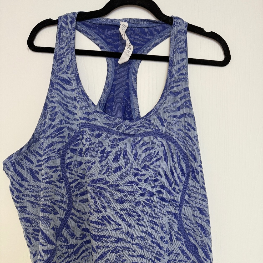 Lululemon Swiftly Tech Tank, Race Length Size 20